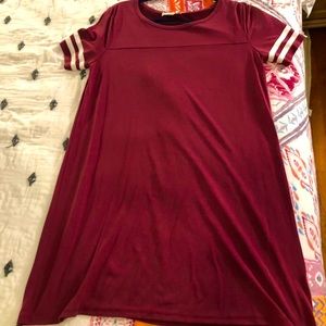 Maroon t-shirt jersey dress